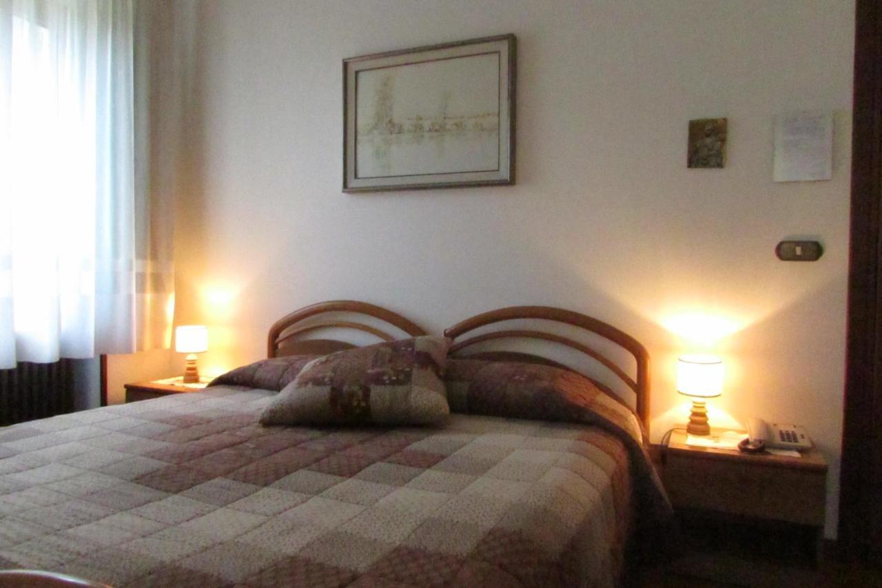 Albergo Alla Trota Pulfero ภายนอก รูปภาพ